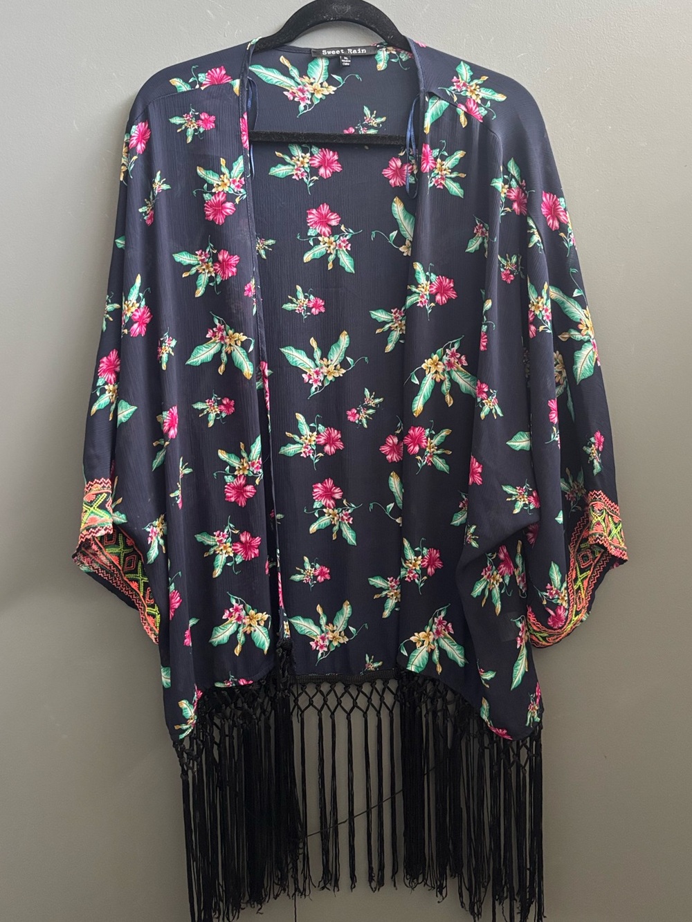 Sweet Rain for Anthropologie Black Floral Fringe Kimono